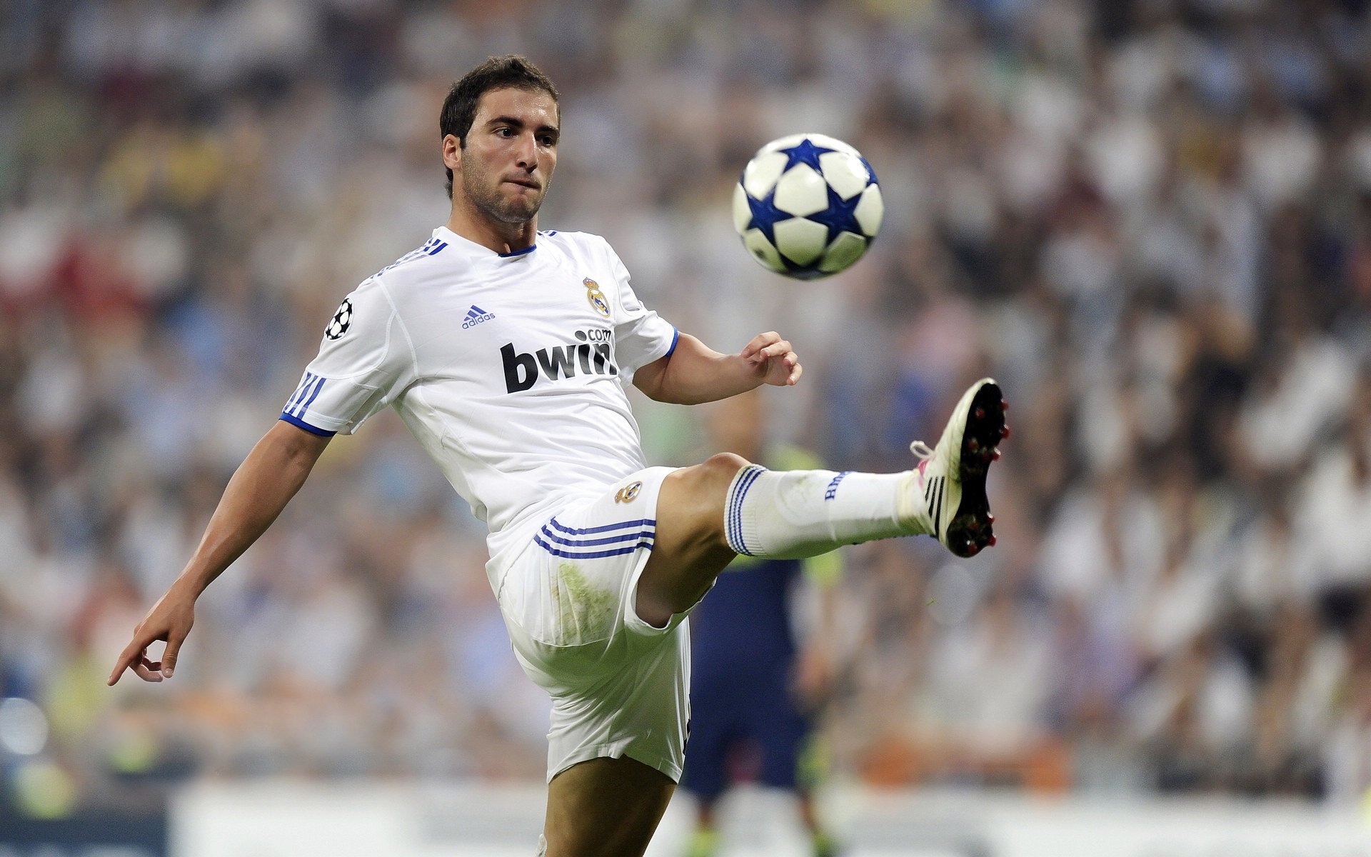 1.4 亿欧封王！佩德里领跑中场身价榜，巴尔韦德赖斯紧随其后，佩德里踢了多少场